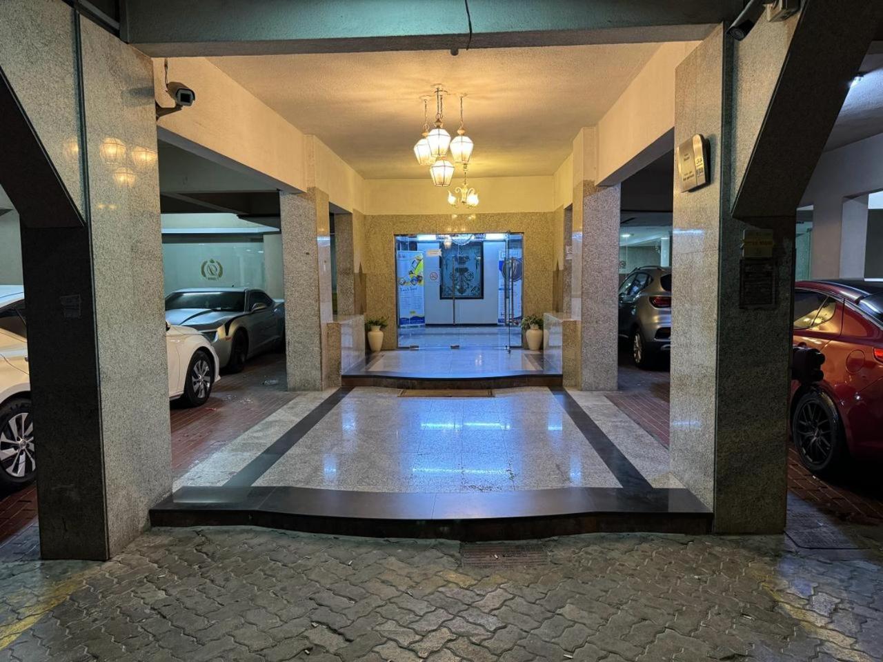 Partition Rooms In Hotel Apartment Dubai Eksteriør bilde